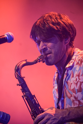 Le Tout Puissant Tropical Orchestra - Romuald Leroy - Sax/Chant Le Tout Puissant Tropical Orchestra - Romuald Leroy - Sax/Chant