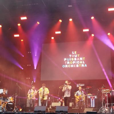 Le Tout Puissant Tropical Orchestra Pleins Feux Festival 2024 Photo De Groupe